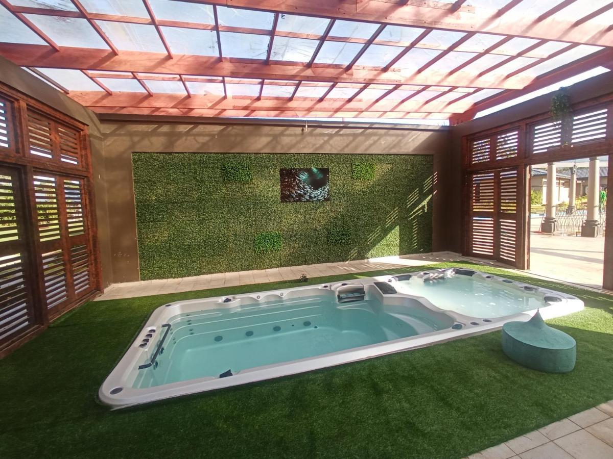 Tagidor Garden Resort And Spa Bangou Exterior photo